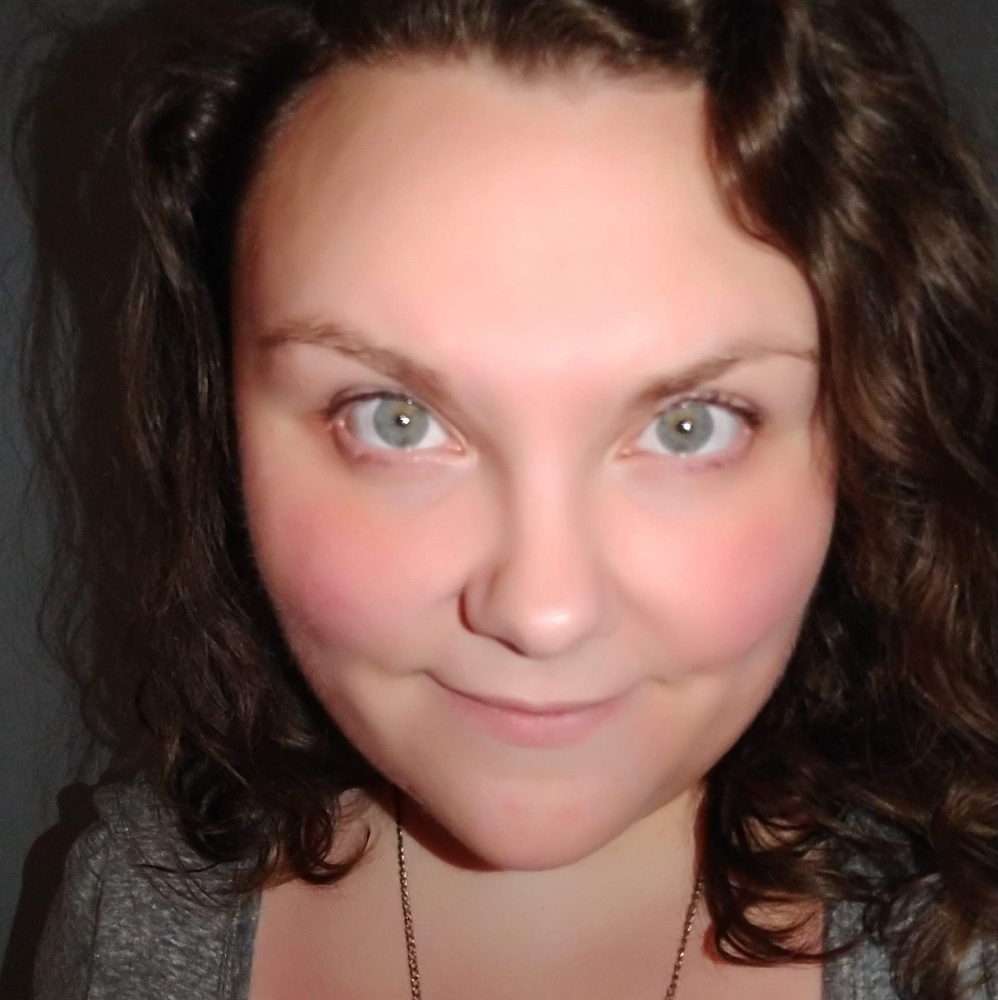 Meet your Posher, Krystal
